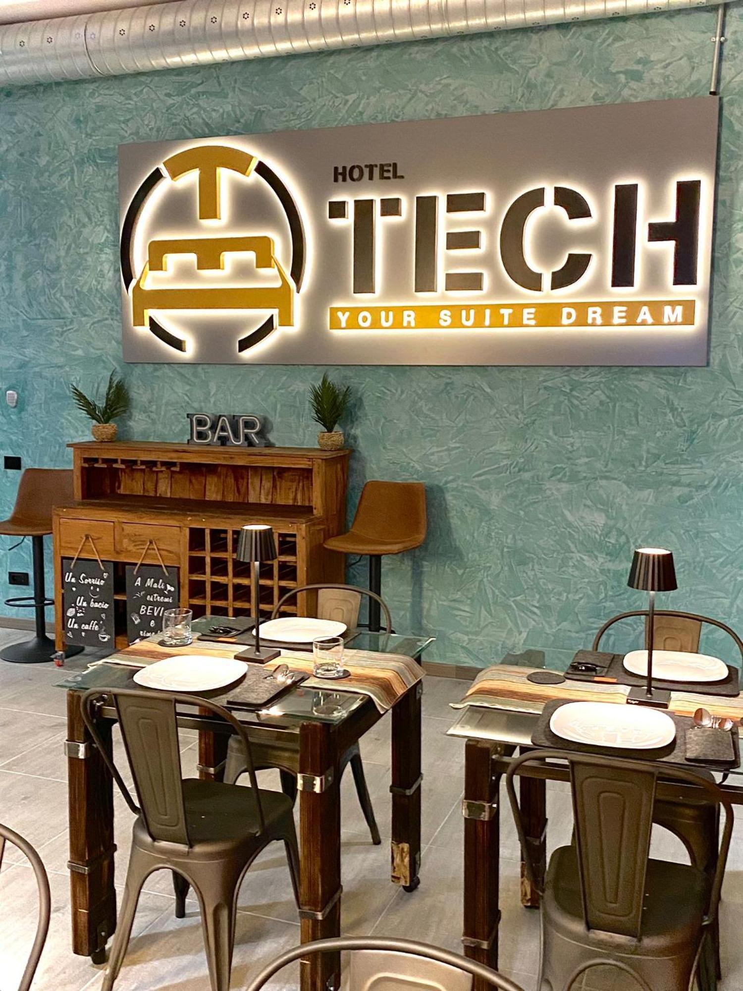 Hotel Tech Brembate Kültér fotó