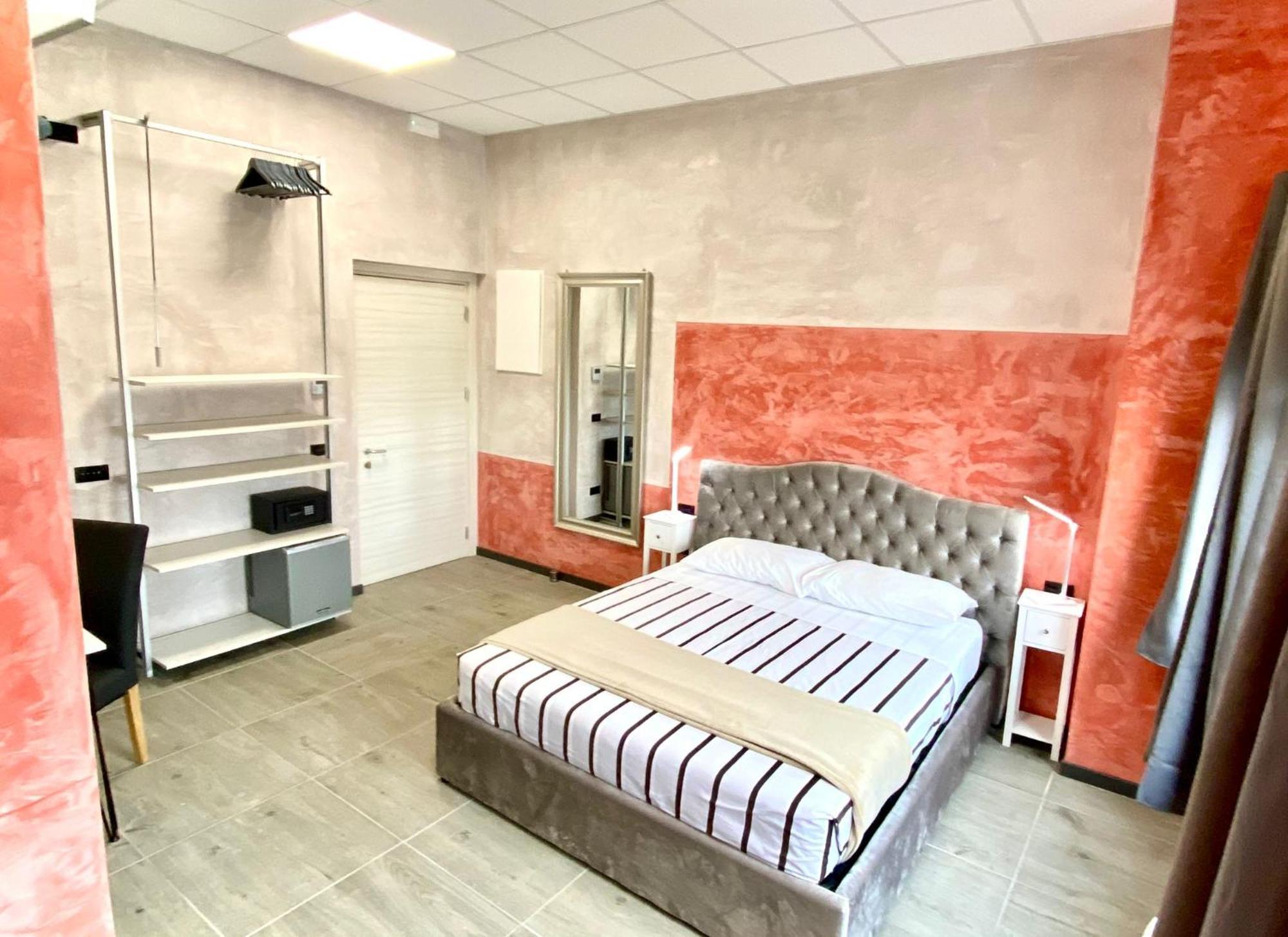 Hotel Tech Brembate Kültér fotó